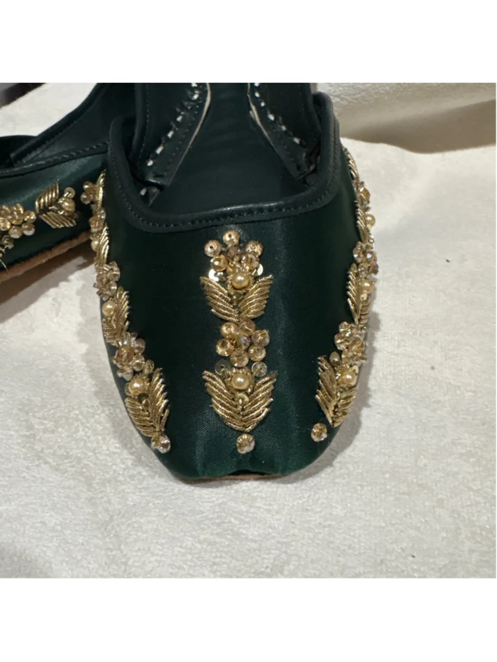 Women's Sapphire Green & Gold Embroidered Flats Size 6
